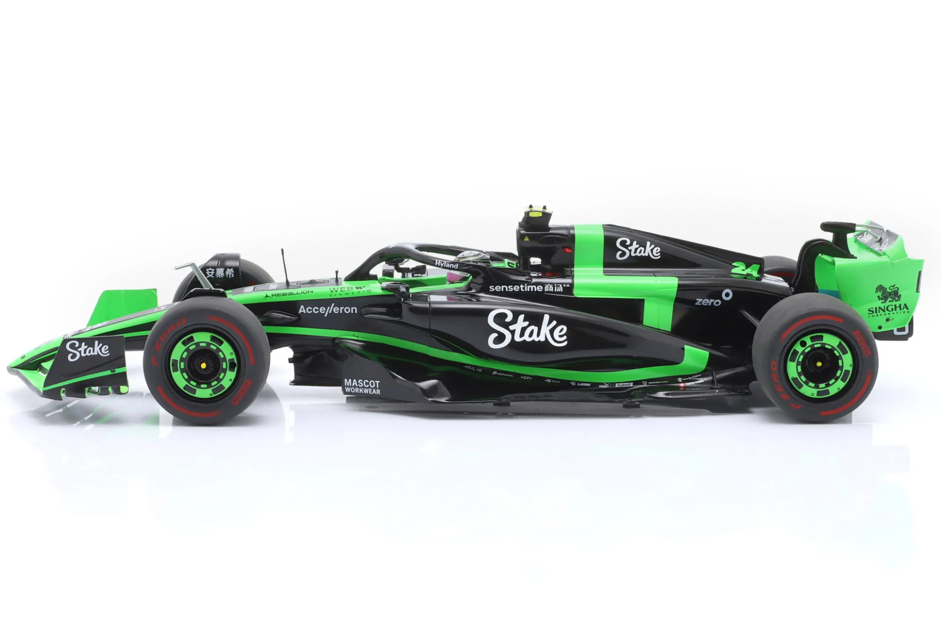 Zhou Guanyu KICK Sauber C44 #24 Bahrain GP Formel 1 2024 1:18 Solido